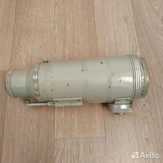 Объектив Ломо