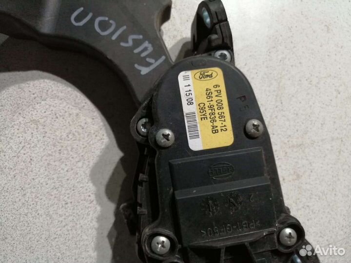 Педаль газа Ford Fusion 08г