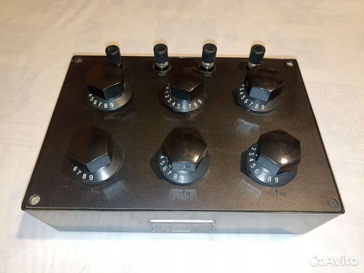 Магазин сопротивлений Р-33