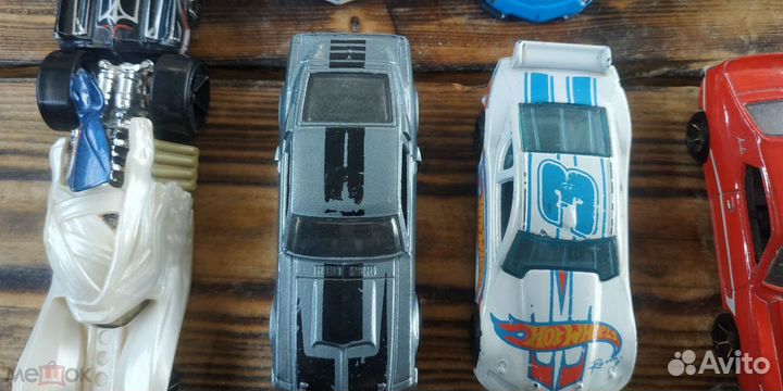 Набор машинок HOT wheels 11 штук