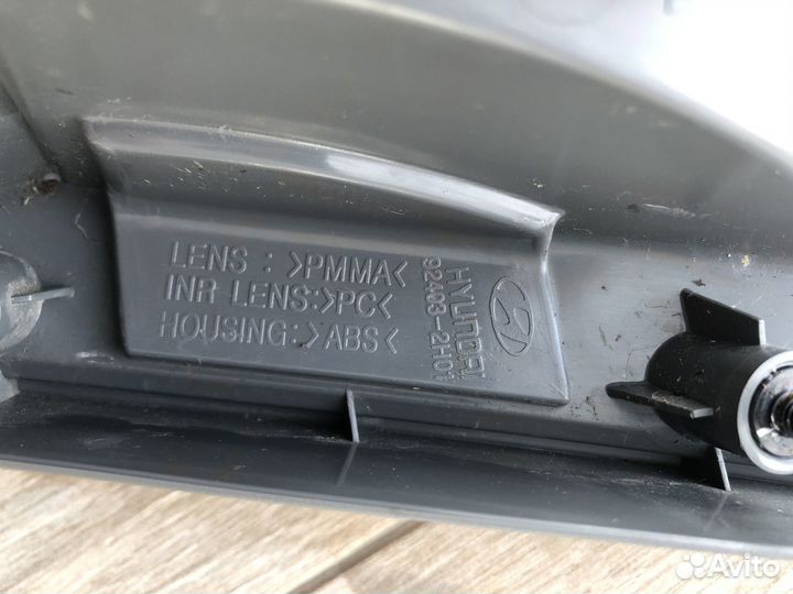 Фонарь задний левый Hyundai Elantra 4