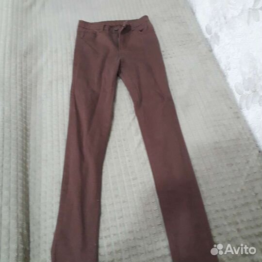 Джинсы levis