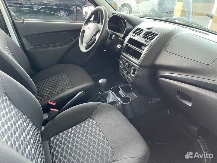 LADA Granta 1.6 МТ, 2023