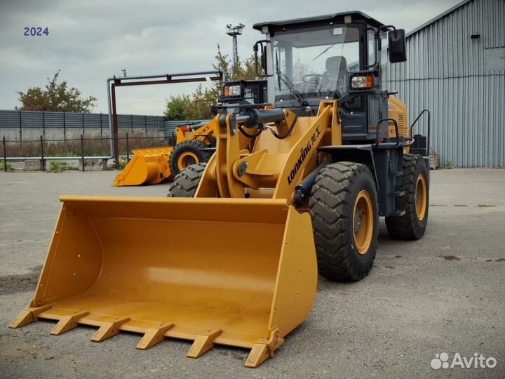 Фронтальный погрузчик Lonking LG833G, 2023