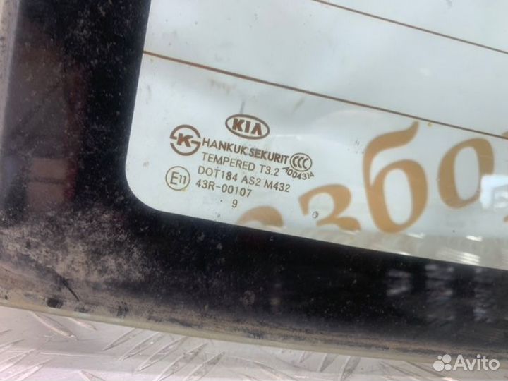 Стекло заднее Kia Cerato TD