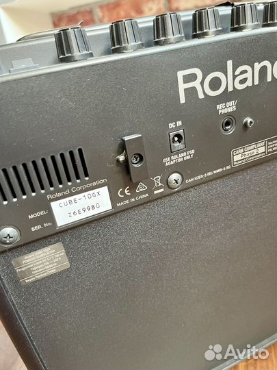 Гитарный комбоусилитель Roland Cube