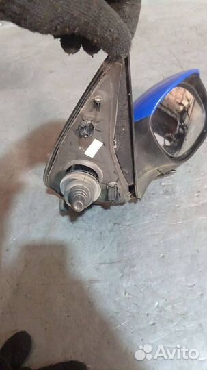 Зеркало наружное правое Peugeot 206 2001 9643717XT