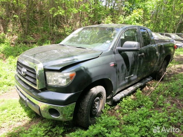 Разбор на запчасти Toyota Tundra 2007-2013