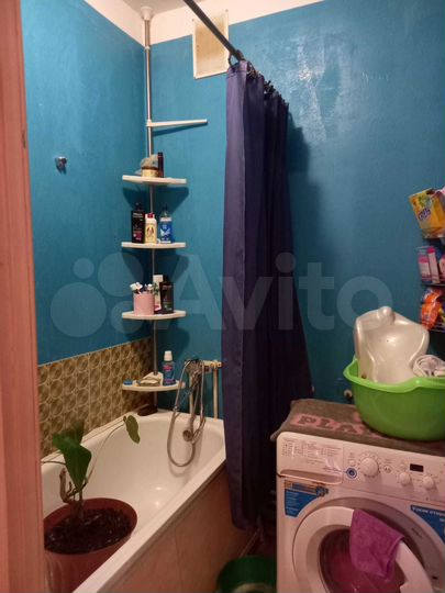 2-к. квартира, 43 м², 1/3 эт.