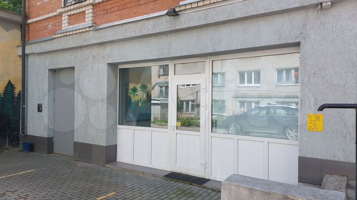 Офис+склад (ранее офис DHL), центр, 70м2