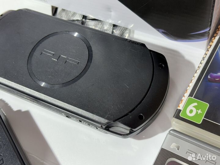 Sony PSP e1008 Street