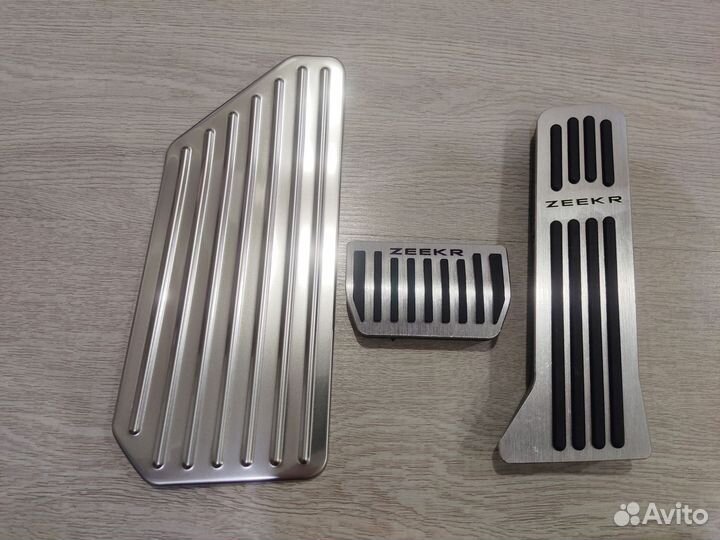 Накладки на педали для Zeekr