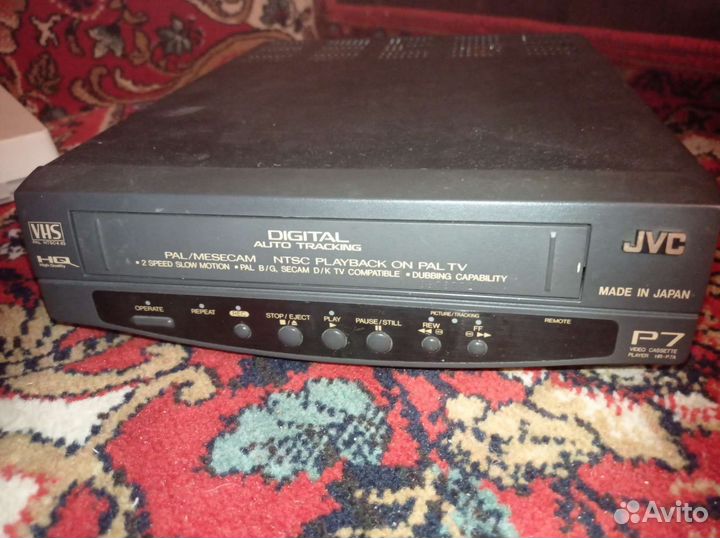 Видеомагнитофон jvc