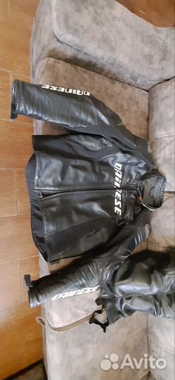 Кожаный костюм dainese 54 размер 185 рост