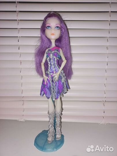 Кукла монстр хай spectra