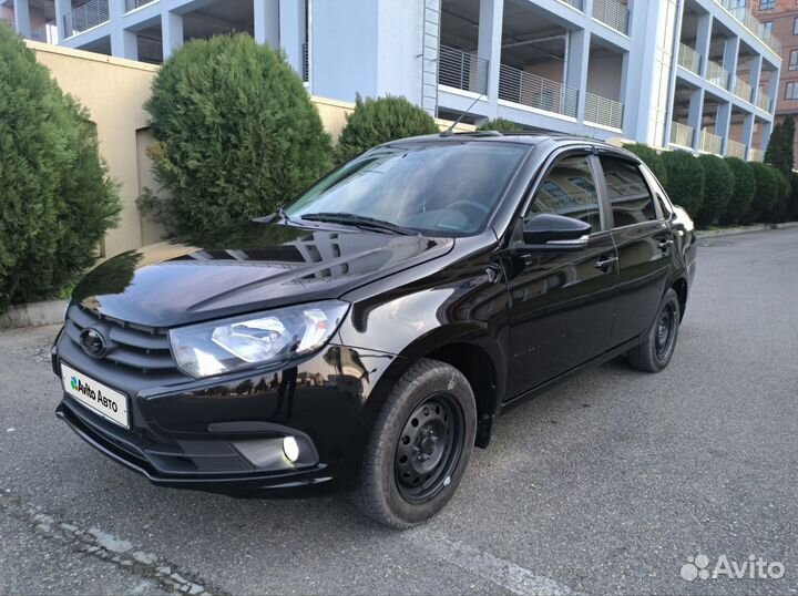 LADA Granta 1.6 МТ, 2023, 50 000 км