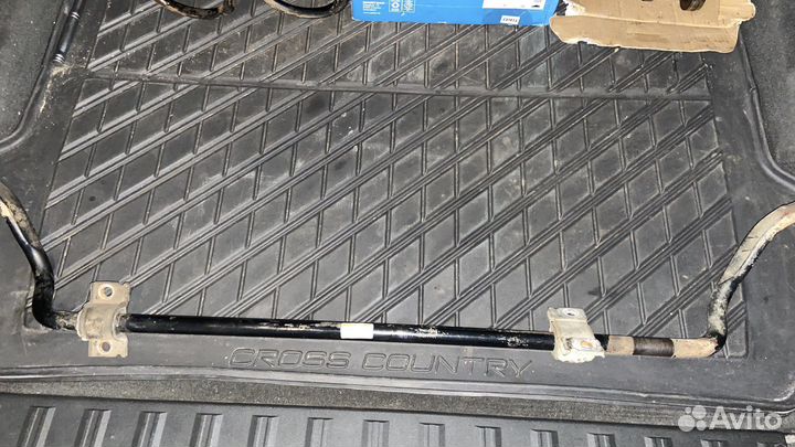 Передний стабилизатор Volvo 30635778