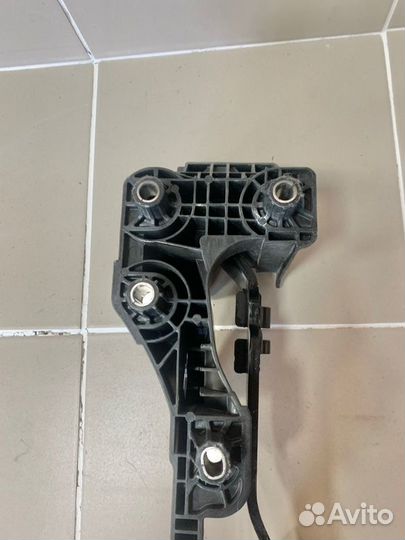 Педаль тормоза Renault Duster 2 (Hjd) 2 1.3 TCE