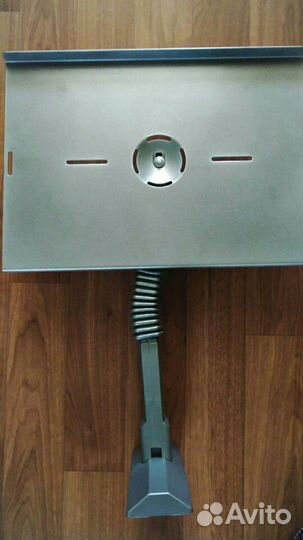 Настенный кронштейн для телевизора