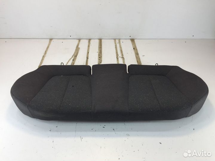 Hyundai accent Сиденье заднее