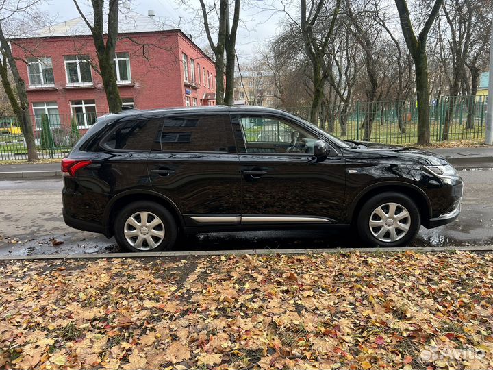 Mitsubishi Outlander 2.0 CVT, 2020, 57 300 км