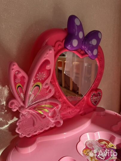 Детский туалетный столик с музыкой и аксессуарами