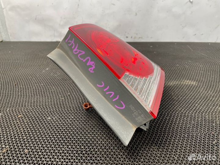 Фонарь задний правый Honda Civic