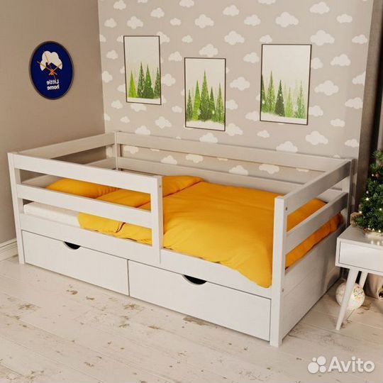 Кроватка для малыша софа из массива высокий борт