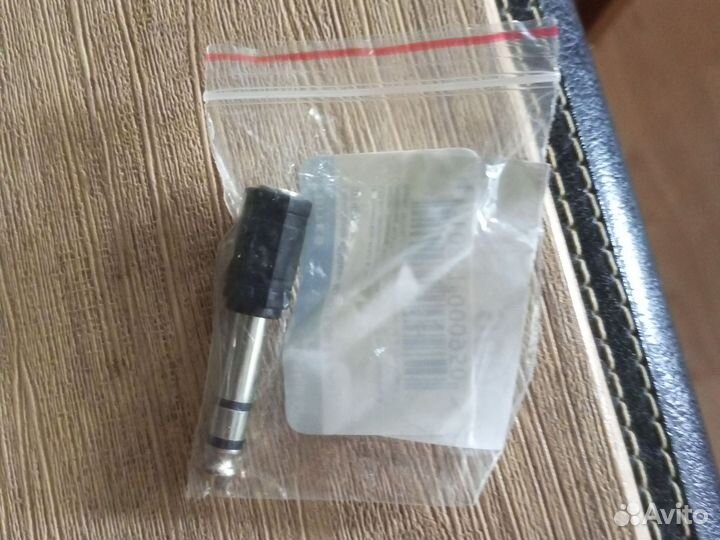 Усилитель бас-гитары Belcat 15B