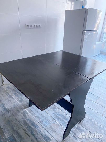 Кухонный стол бу