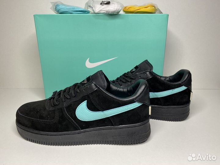 Tiffany & Co. Nike Air Force 1 Low