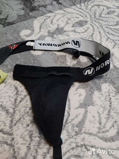 Хоккейные шорты взрослые +защита паха