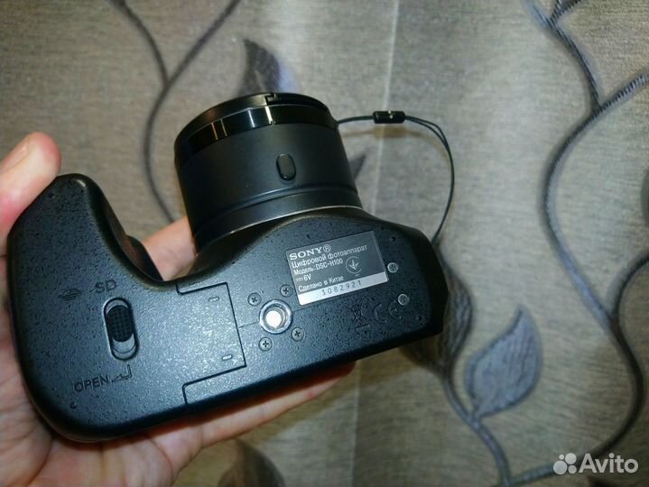 Sony cyber shot dsc h100