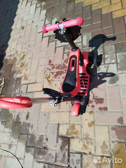 Самокат детский трехколесный с сиденьем