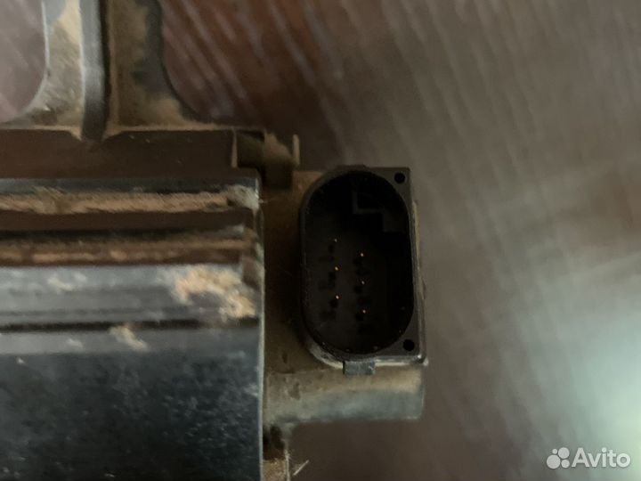 Электронная педаль газа Mercedes-Benz