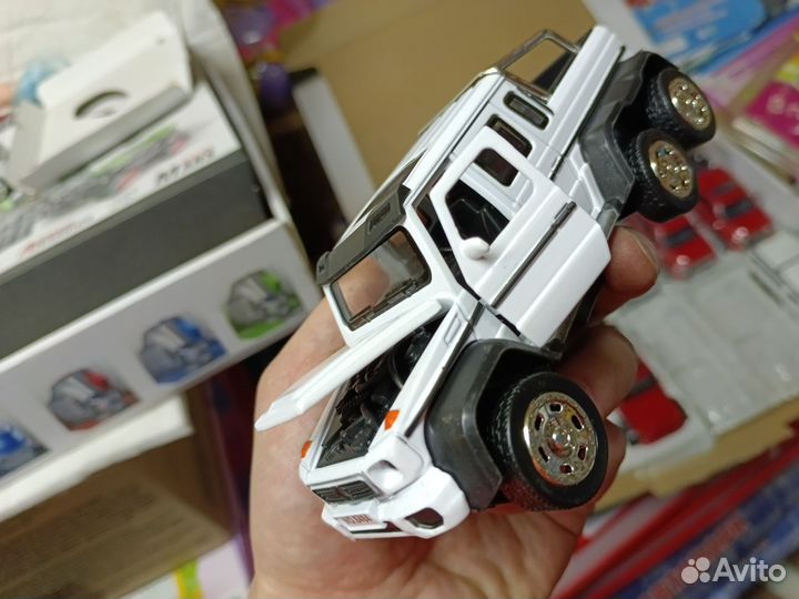 Модель автомобиля Toyota Tundra/Land Cruiser