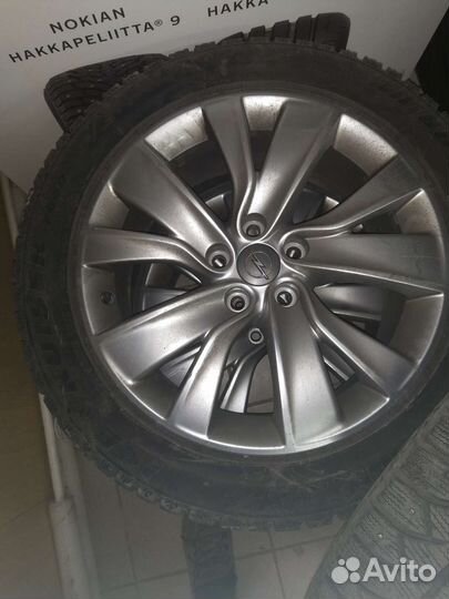 Bridgestone Blizzak Ice 235/50 R18 116