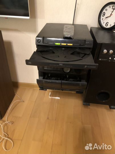 Музыкальный центр sony