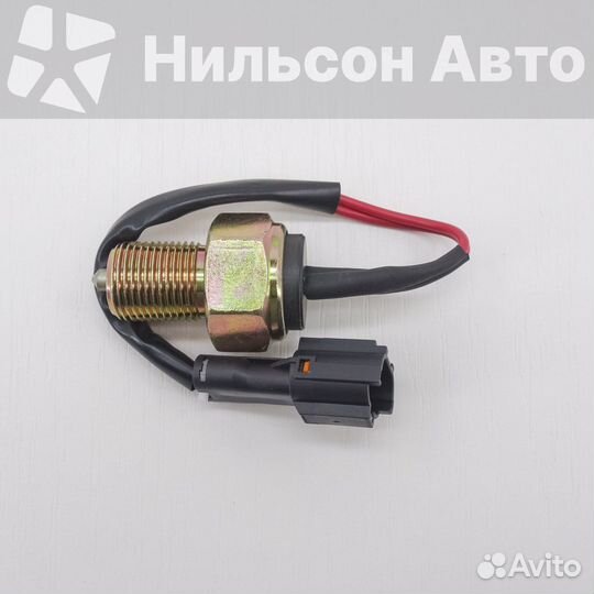 Датчик заднего хода isuzu ELF, zevs