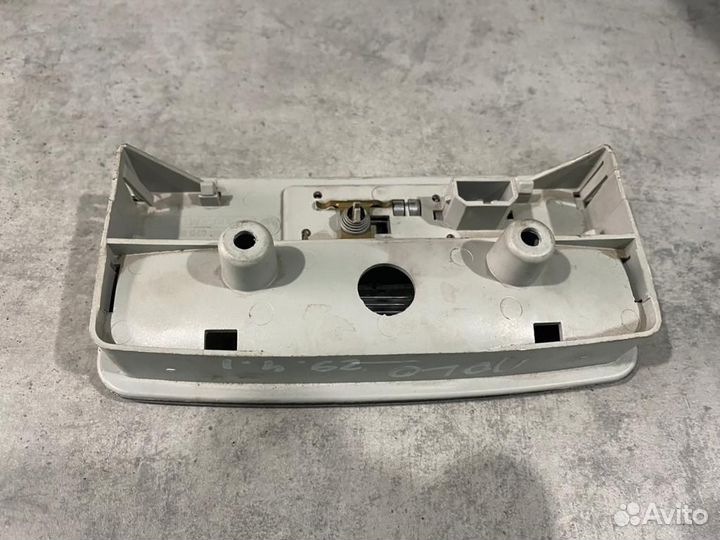 Плафон салона VW Polo 5