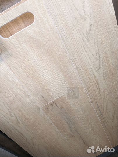 Кварцвиниловая плитка. Ламинат влагостойкий