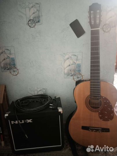 Продам гитару hohner HC06