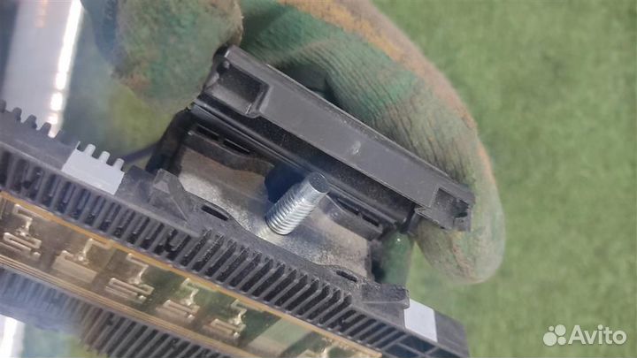 Предохранитель на акб Peugeot Expert 2010