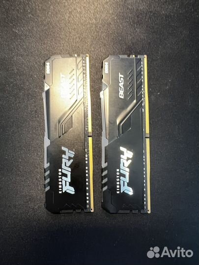 Оперативная память ddr4 Kingston fury RGB 2/8gb