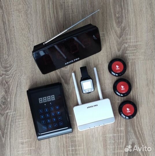 Система вызова персонала беспроводная - комплект