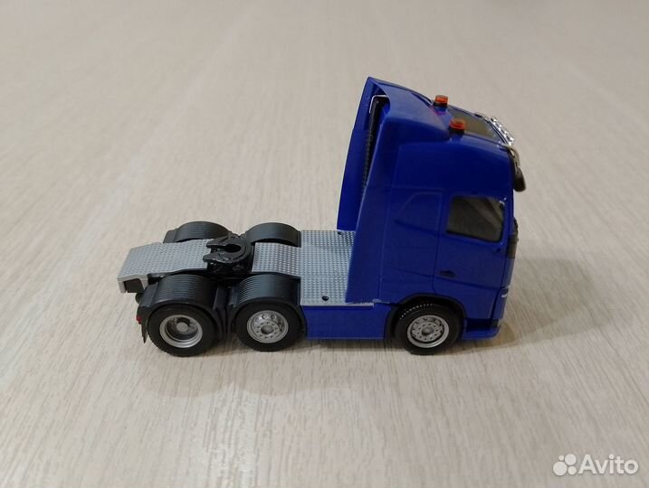 291) Тягач Volvo FH GL трёхосный