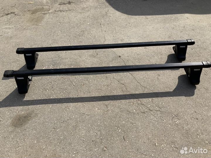 Багажник на крышу thule