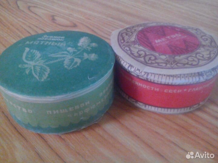 Баночки с зубным порошком