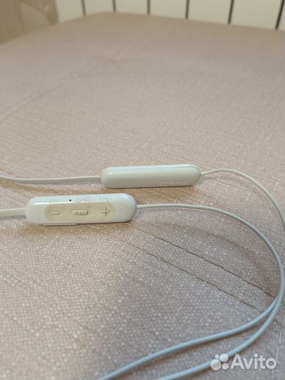 Bluetooth наушники Sony