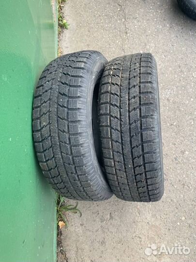 Toyo Observe GSi-5 215/65 R16